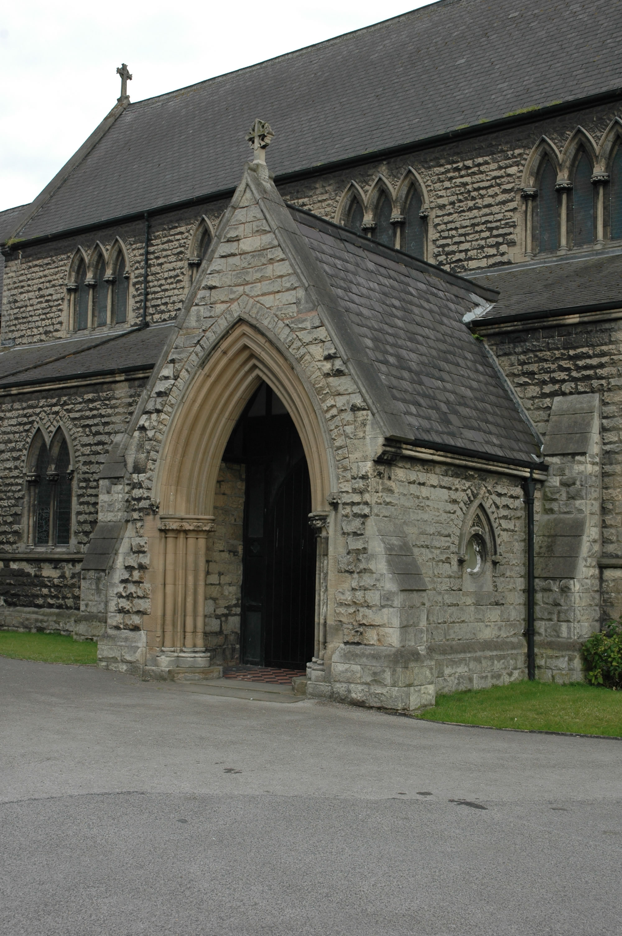 Get in touch with St John's Church, Worksop